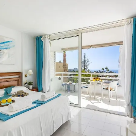 Daire 301 Great Location Compact Studio, Closed Pool *